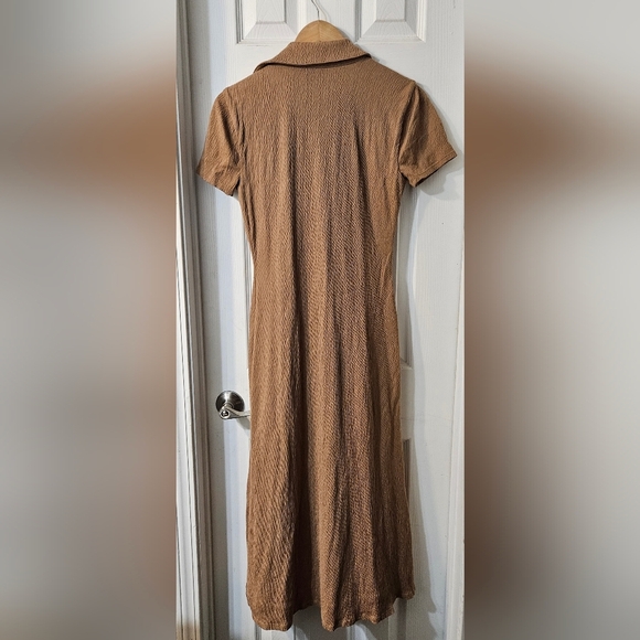 Song Of Style Polly Midi Dress in Dark Neutral - Picture 4 of 4